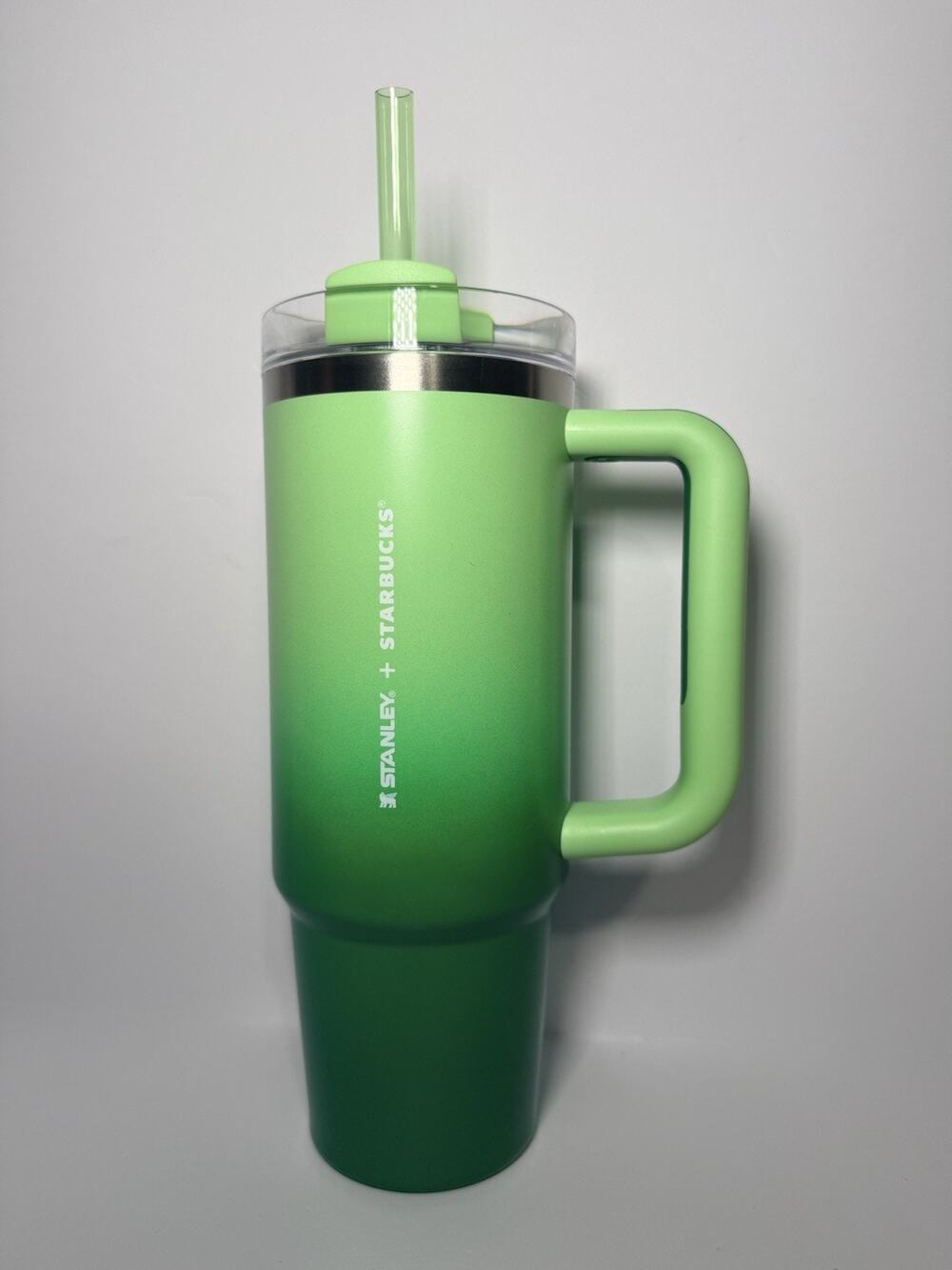 Stanley X Starbucks Cambodia ANNIVERSARY GREEN GRADIENT 30oz Tumbler BNWT
